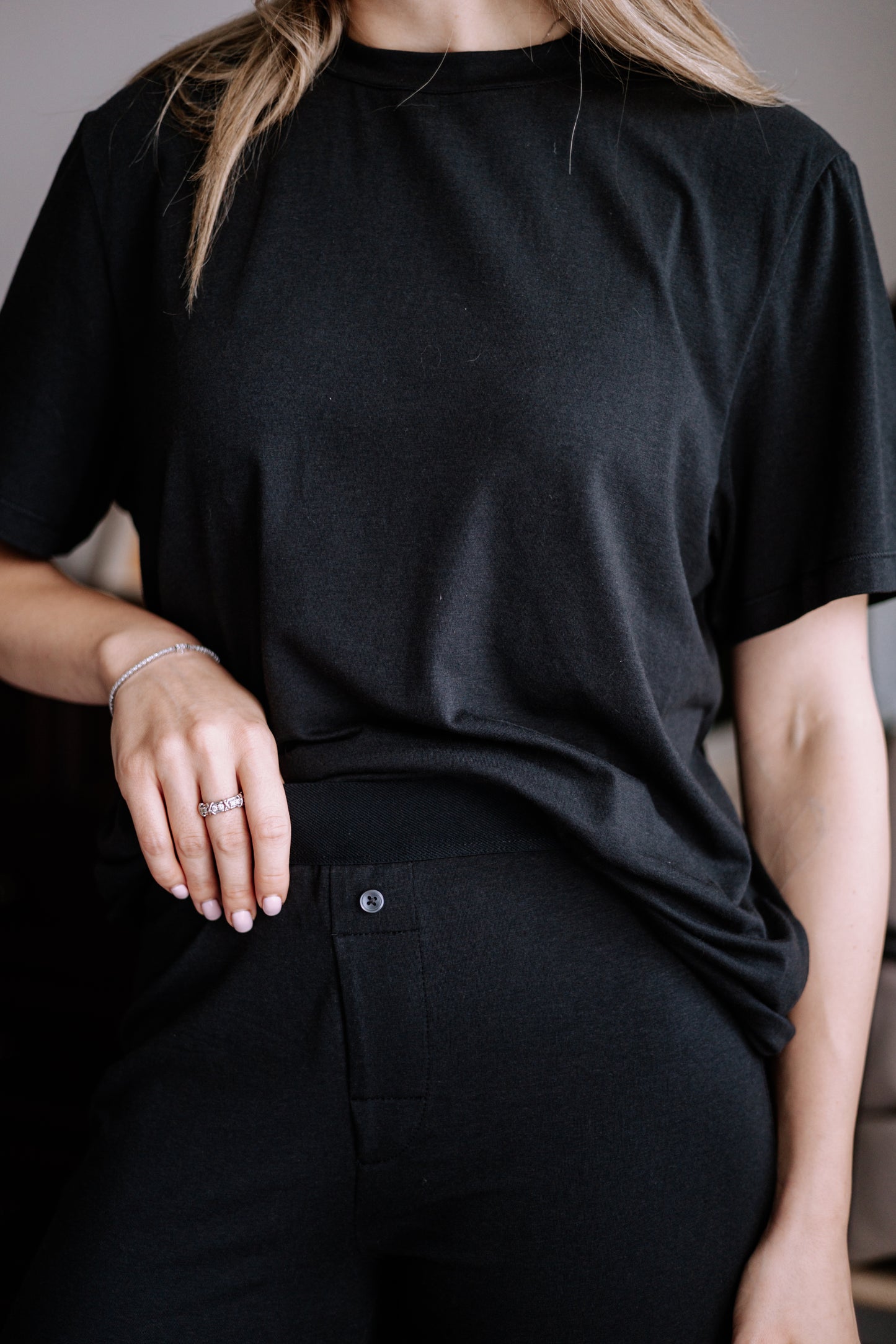 Goddess Gaia Short Sleeve Set Black